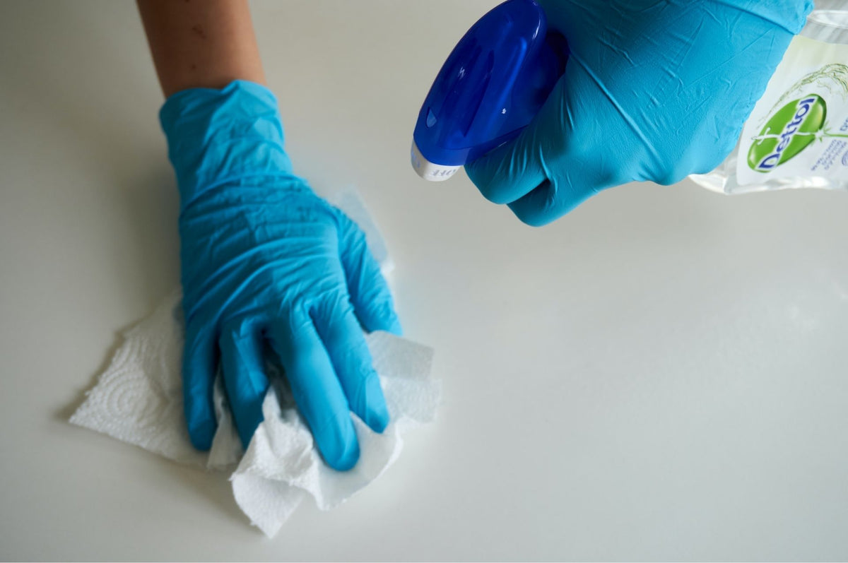 Permethrin und seine Nebenwirkungen: Vorsicht ist vor allem bei Katzenbesitzern angebracht!